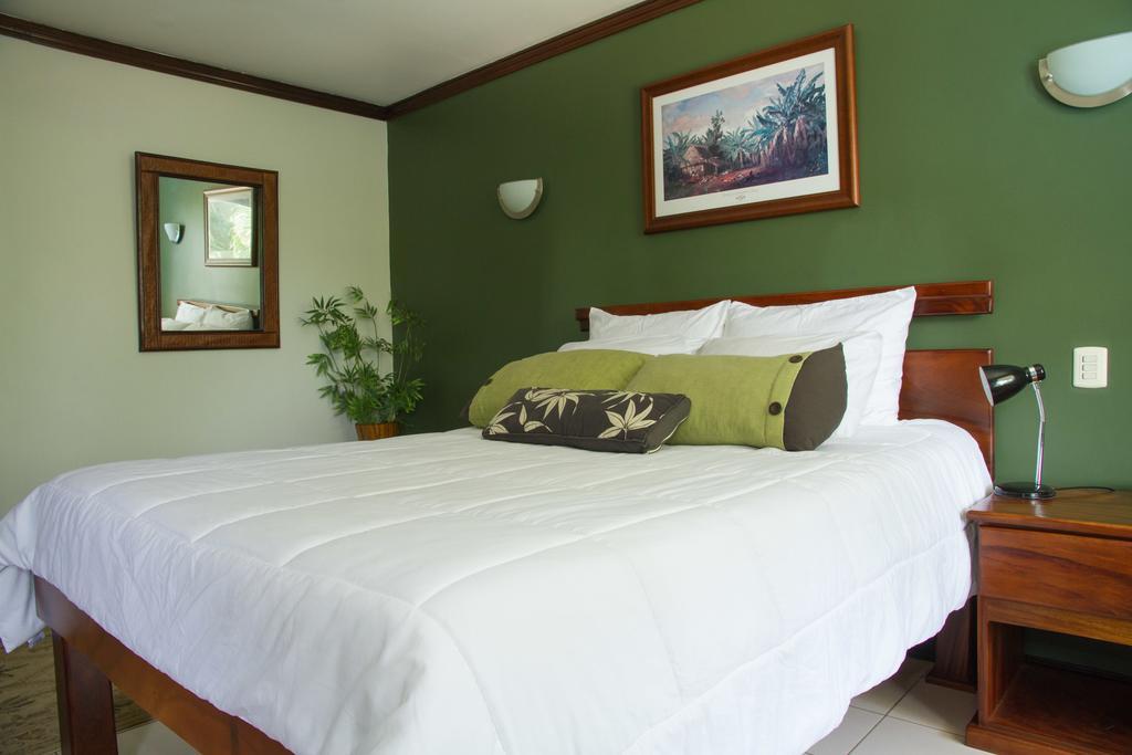 Getaways At Pueblo Real Hotel Quepos Ngoại thất bức ảnh